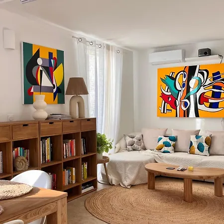 Luxury Riviera Villa* Short Walk To & Center Villa *