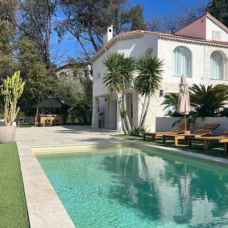 Luxury Riviera Villa* Short Walk To & Center *