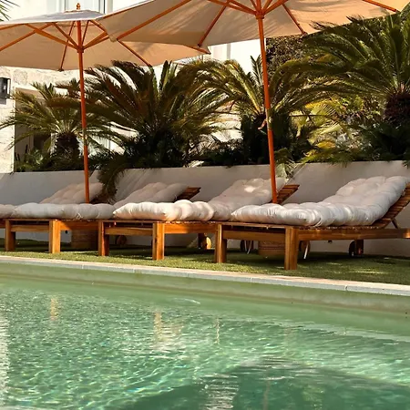 Luxury Riviera Villa* Short Walk To & Center * Cagnes-sur-Mer