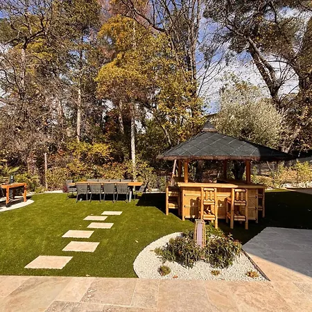 Luxury Riviera Villa* Short Walk To & Center Villa