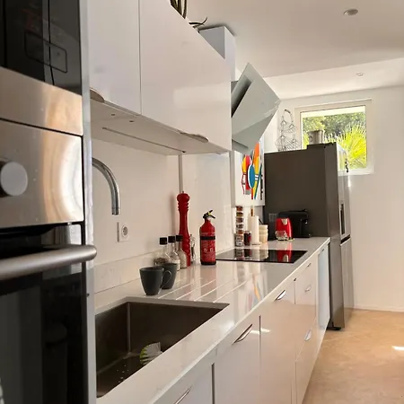 Luxury Riviera Villa* Short Walk To & Center Villa