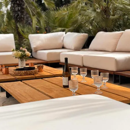 Luxury Riviera Villa* Short Walk To & Center Villa *